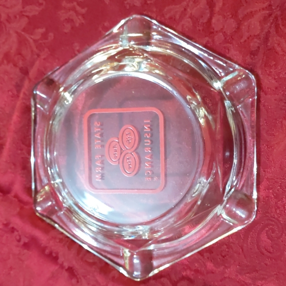 Ashtray, State Farm Insurance, Large 7.5" - Picture 3 of 4
